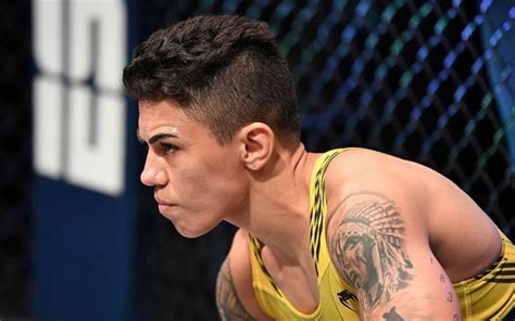 Jessica Andrade reveals abuse history, never wanted to do。